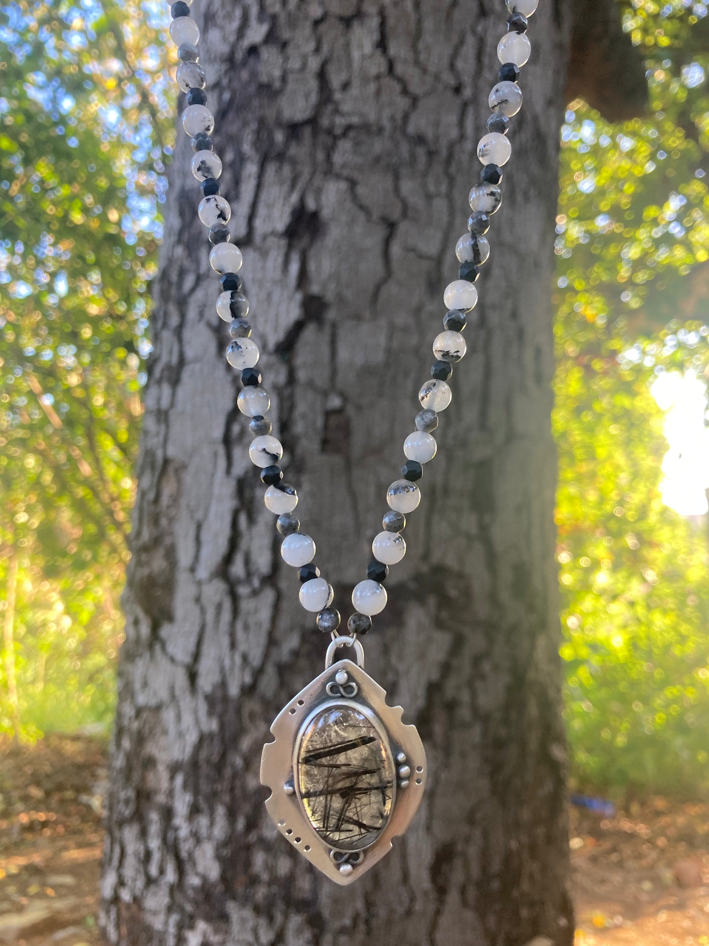 Collar Ada