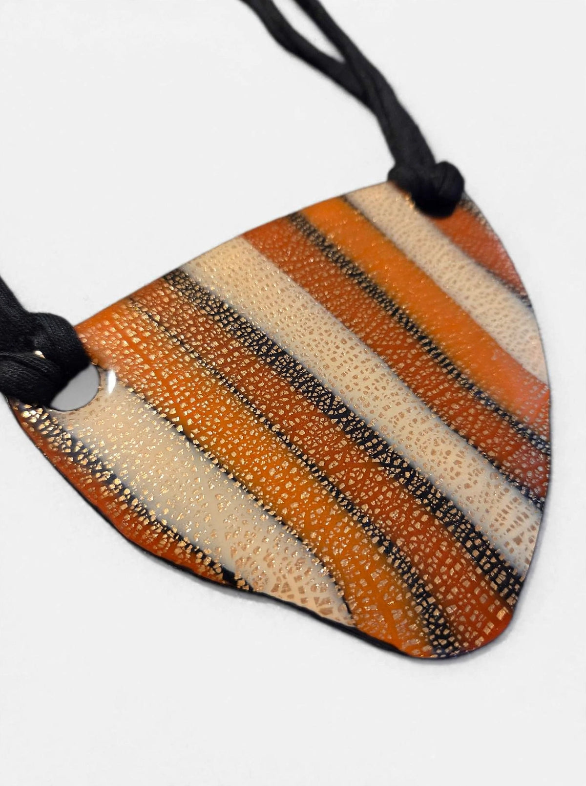 Collar Theoris