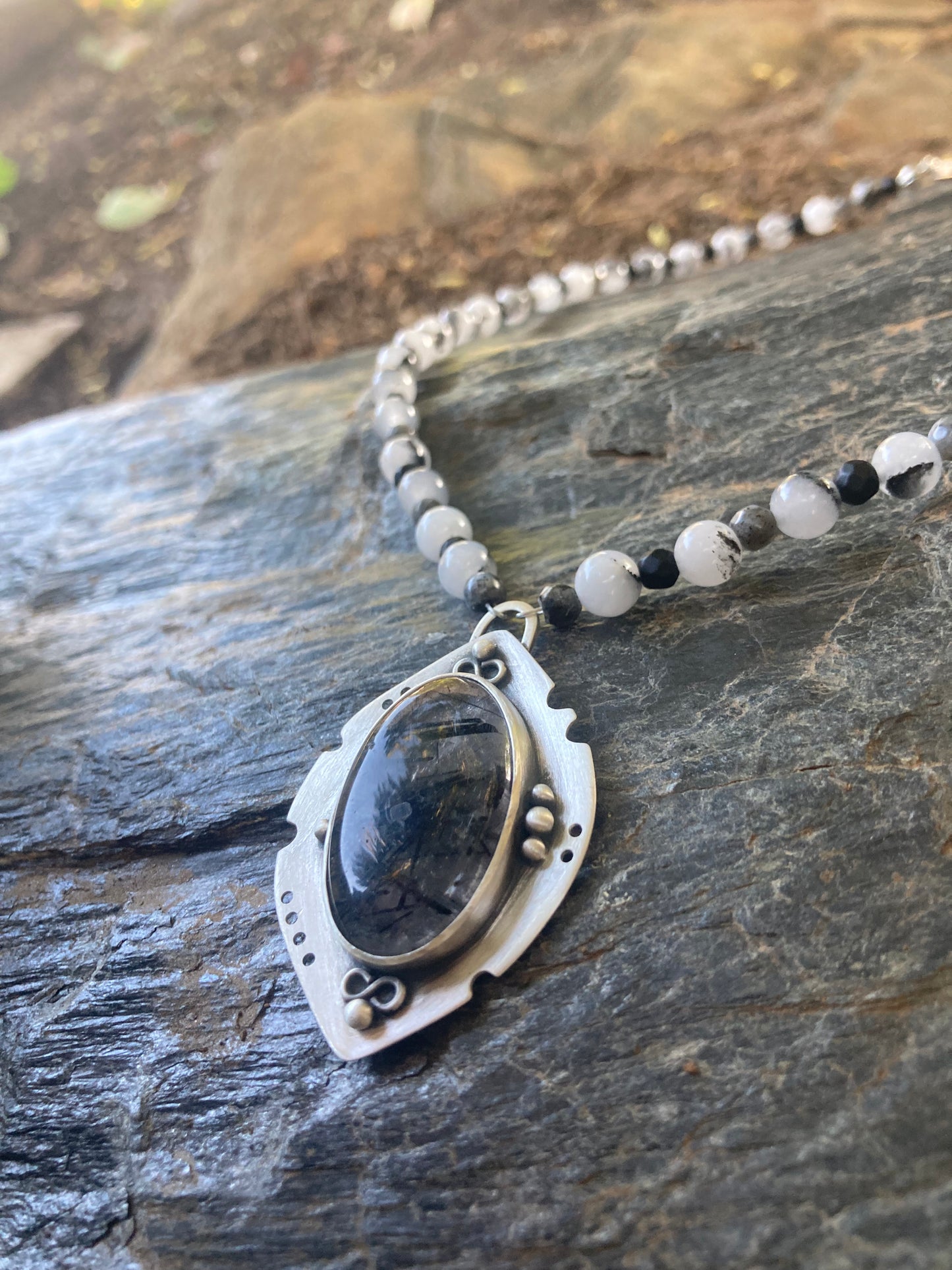 Collar Ada