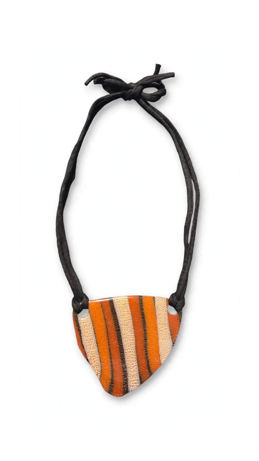 Collar Theoris