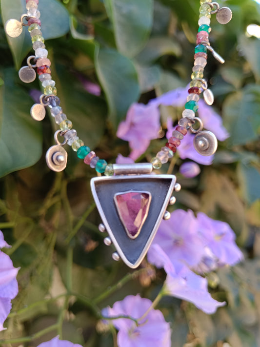 Collar Safiya